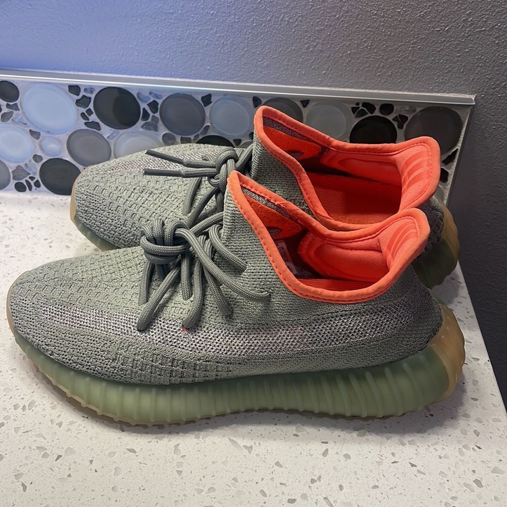 YEEZY boost woman’s  tennis shoes. - Picture 3 of 13